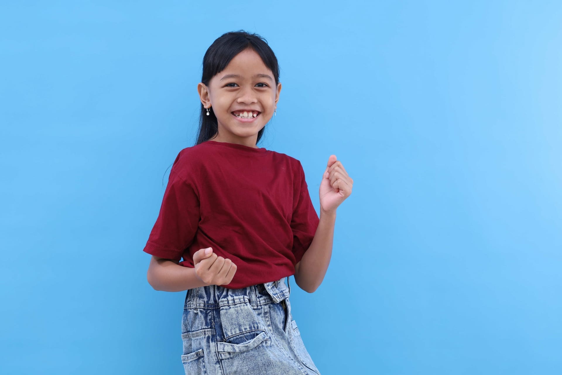 tooth-by-tooth-orthodontics-tooth-by-tooth-dr-patel-orthodontic-child-similng